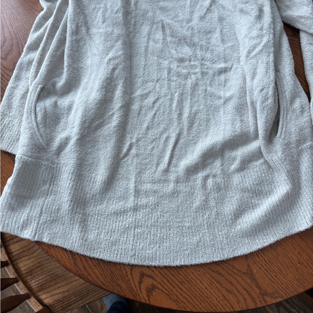 Cozy Cream Barefoot Dreams  Open-Front - Picture 6 of 6